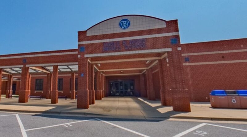 Maryland Middle School Security Guard Charged After Allegedly Showing Porn to a 13-Year-Old Student | The Gateway Pundit | by Cassandra MacDonald