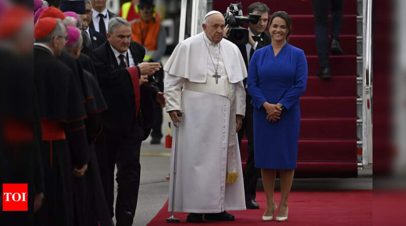 Pope speaks of secret peace 'mission,' help for Ukraine kids - Times of India