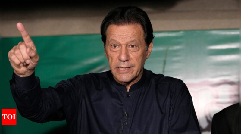 Imran: Imran Khan brings up 1971 to beat down rivals - Times of India