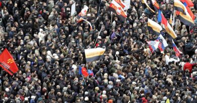 Pro-Russian protesters vandalize EU offices in Bulgaria