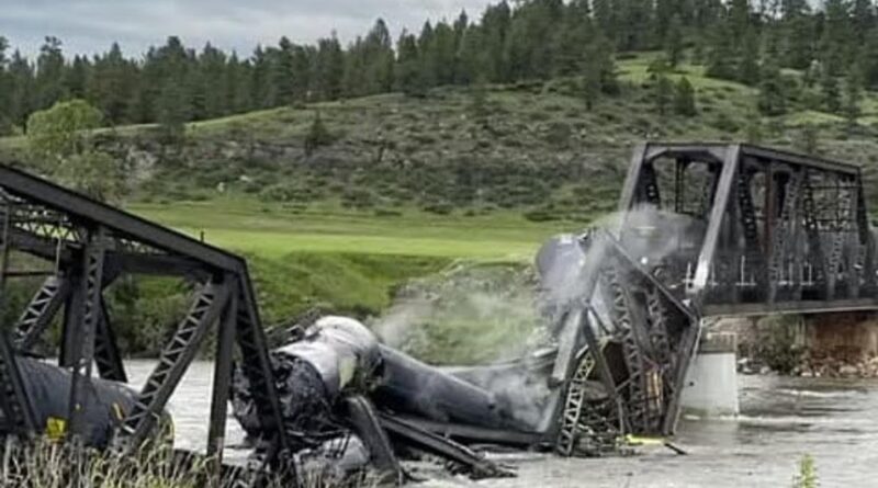 Train Plunges Into Yellowstone River in Montana After Bridge Collapses; Hazardous Spill Feared | The Gateway Pundit | by Cristina Laila | 42