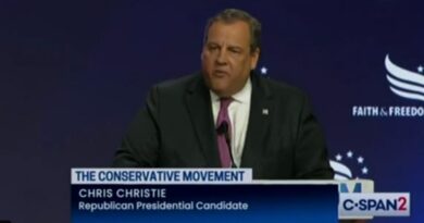 WATCH: Chris Christie Booed After Trashing Trump At Evangelical Conference | The Gateway Pundit | by Cassandra MacDonald | 70