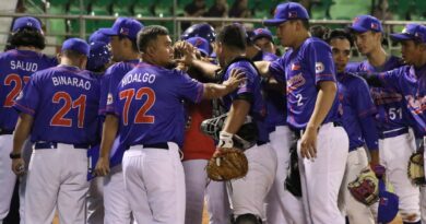 Senator Francis Tolentino is pushing for the revival of baseball and softball games in the country, which he said were once famous in the Philippines from the 1950s to the 1970s. 