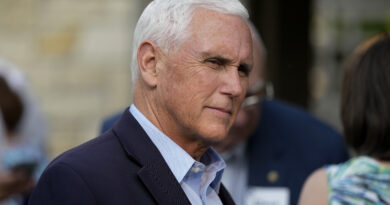 Pence files paperwork to run for president