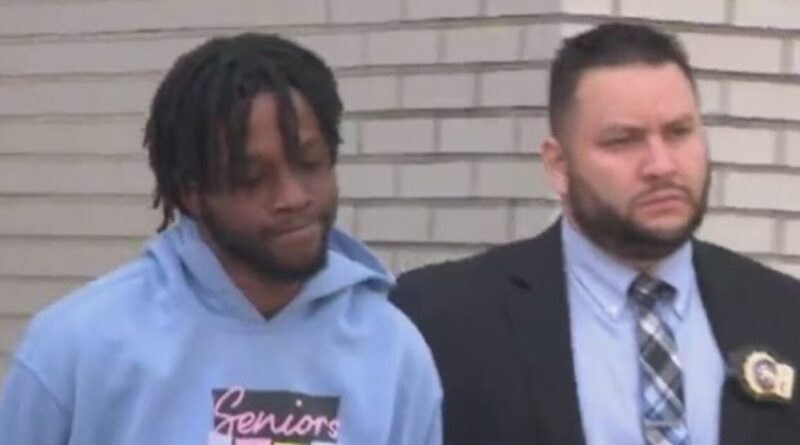 Queens Man Who Acted in Self-Defense Arrested for Killing of Ex-Con Who was Harassing Passengers in Brooklyn Subway (VIDEO) | The Gateway Pundit | by Jim Hoft | 120