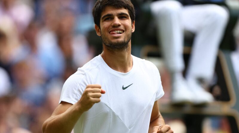 Carlos Alcaraz reaches Wimbledon semifinals for first time