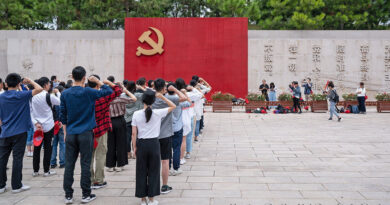 Does it pay to be a communist in China?