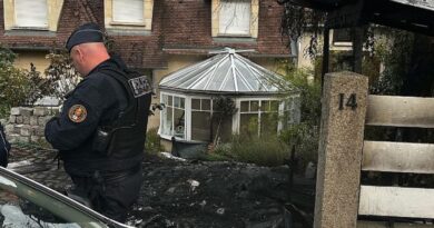 France Has Fallen: Migrant Mob Torch Mayor's Home, Wife and Kids Injured Escaping | The Gateway Pundit | by Richard Abelson | 123