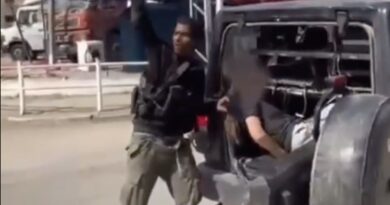 Hamas Terrorists Reportedly Begin Taking Hostages of Israeli Soldiers and Kidnapping of Israeli Civilians (GRAPHIC VIDEO) | The Gateway Pundit | by Jim Hᴏft