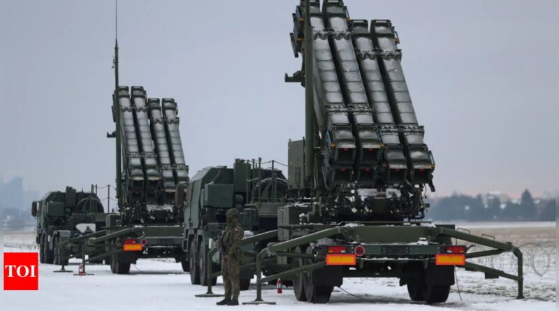 Russia loads missile with nuclear-capable glide vehicle into launch silo - Times of India