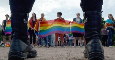 Russia moves to totally ban LGBTQ+ movement